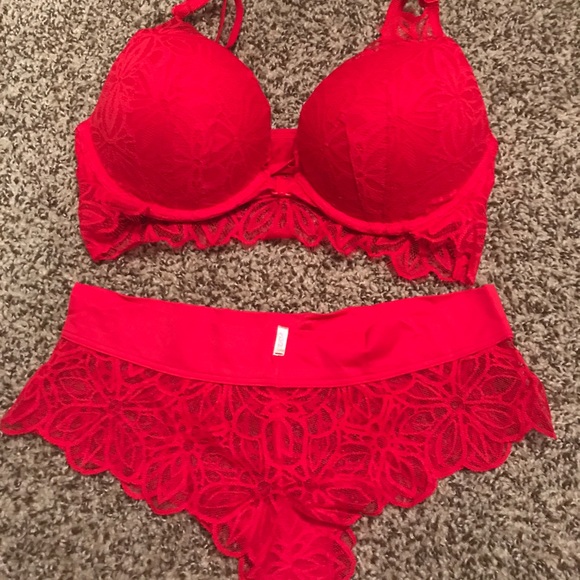 PINK Victoria's Secret Other - Pink bra and underwear